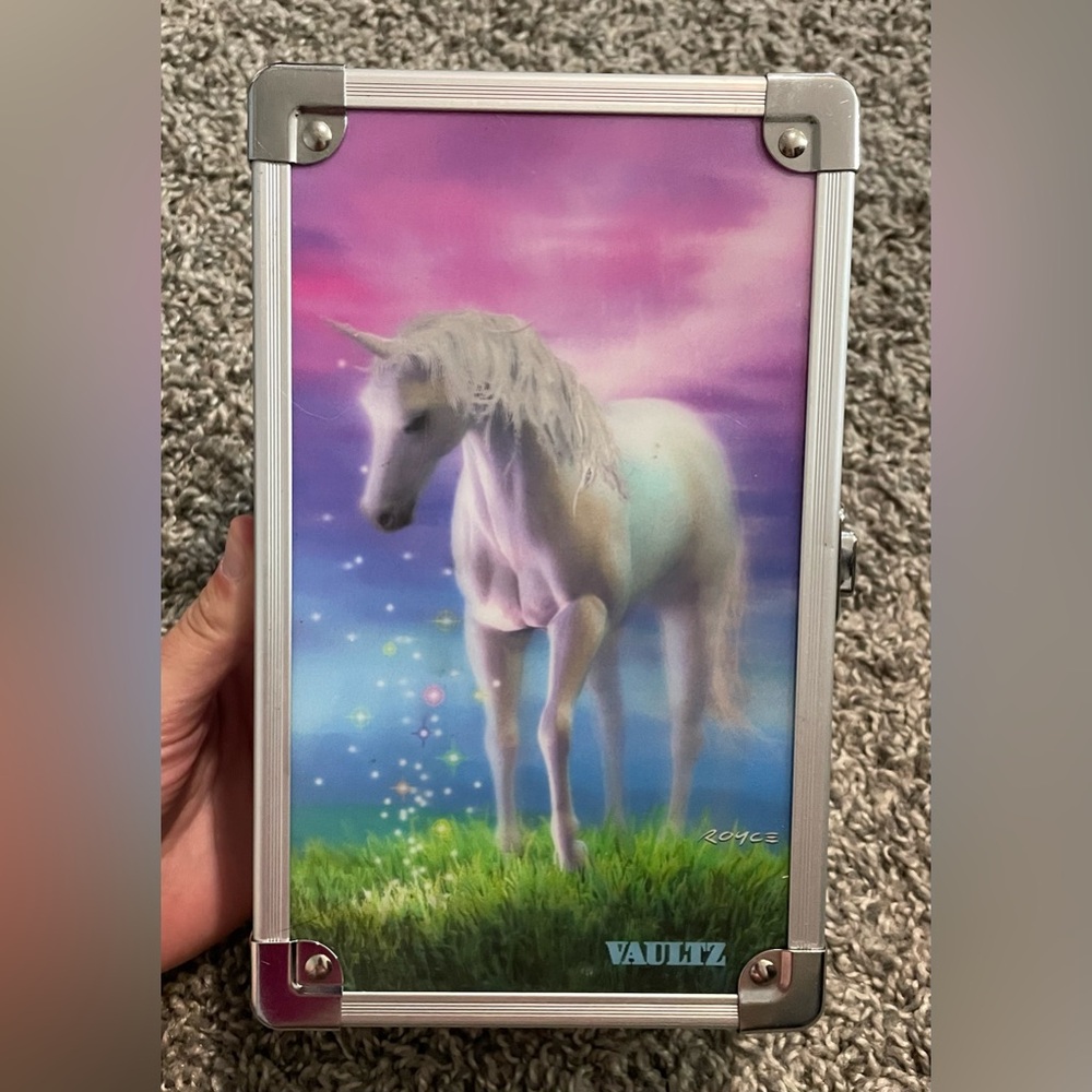 Rare Vaultz Hologram Locking Pencil Box 3D Majestic Unicorn Horse Storage Case